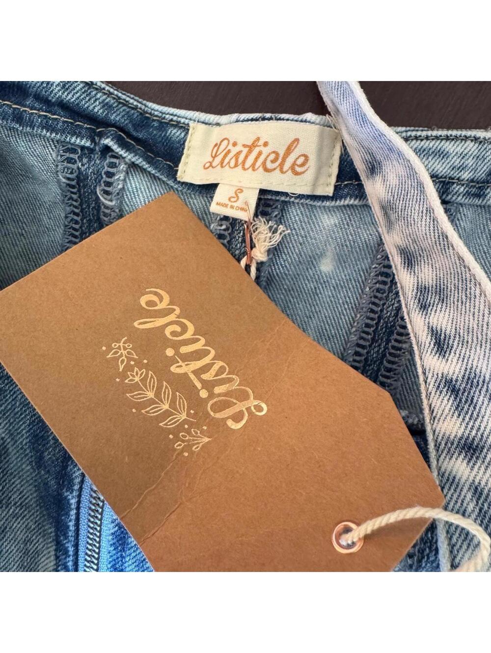 NWT Listicle Light Wash Western Denim Cropped Tank Top, Size S - Picture 3 of 4